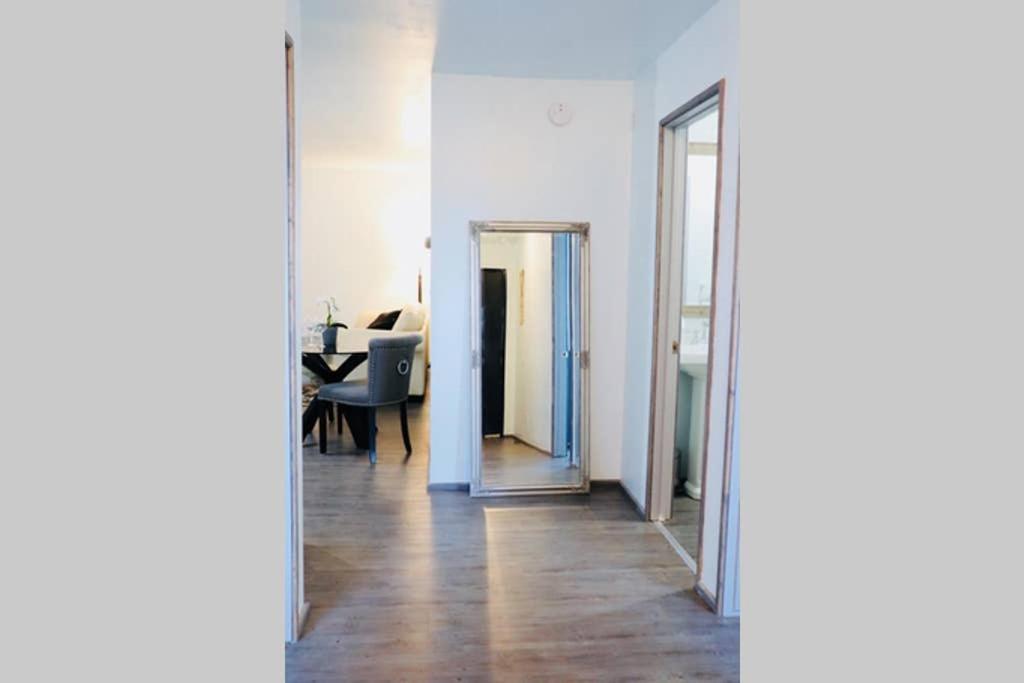 Ferienwohnung Sun Dog Manor Maple Creek Exterior foto